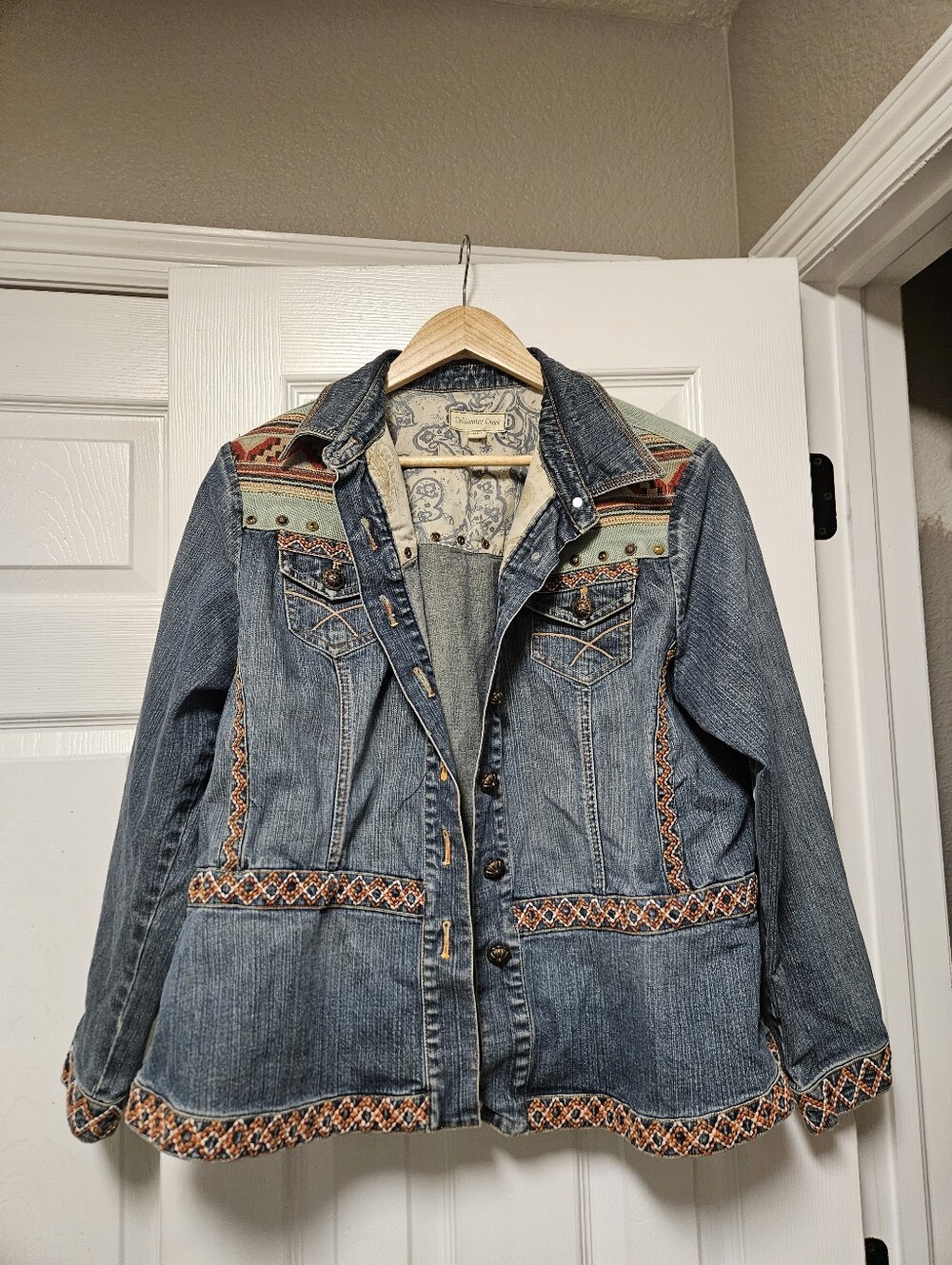Coldwater Creek Blue Denim Jacket with Southwestern Embroidery PXL